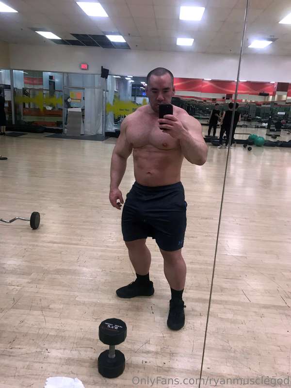 Ryanmusclegod - Onlyfans - 20 Mar, 2025