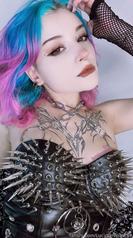 Luciddreamexe - Fansly - 22 Jan, 2025