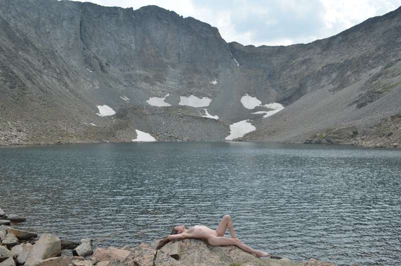 More naked pics from my hike :)