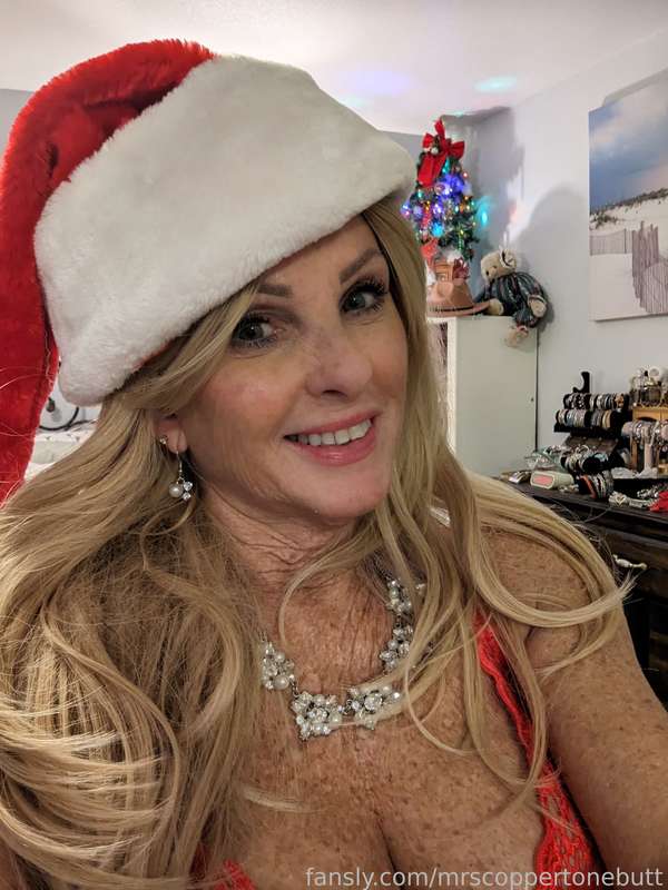 Mrscoppertonebutt - Fansly - 23 Dec, 2024 1