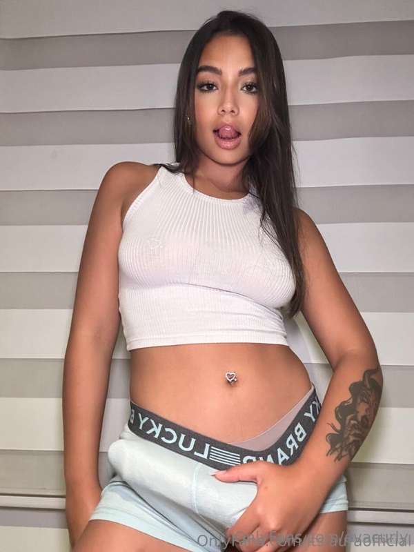 💥 YOUR WILDEST FANTASIES START HERE @itslauraofficial 🌶You t..