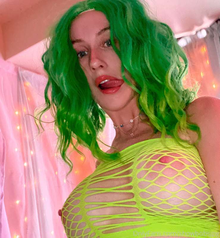 yall…I just shot a little Minecraft themed set…(that turned ..