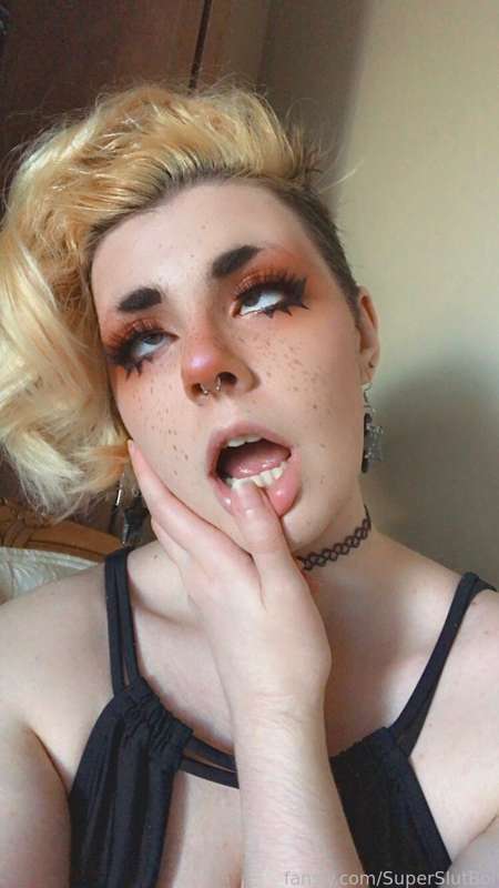 Superslutboi - Fansly - 30 Jan, 2022 1