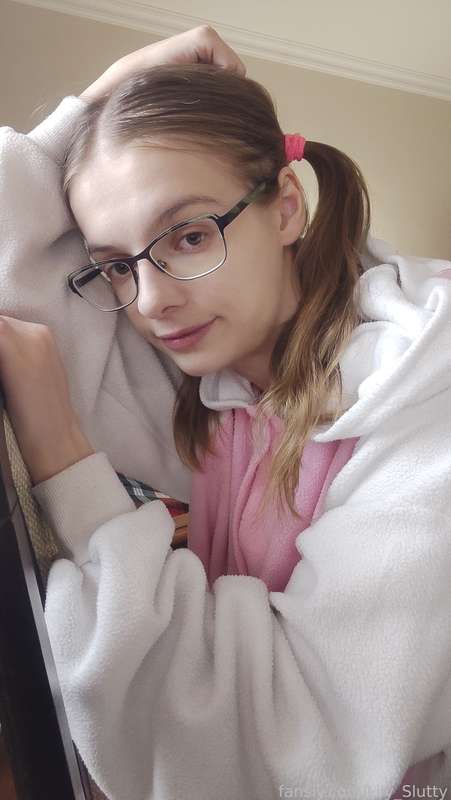 Lily_Slutty - Fansly - 18 Feb, 2024 1