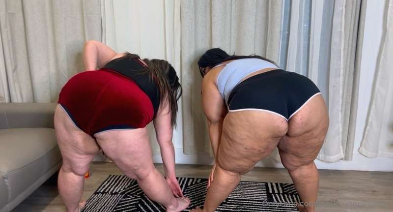 Two hot fatties stretching is definitely better than one 🥵🐽 3