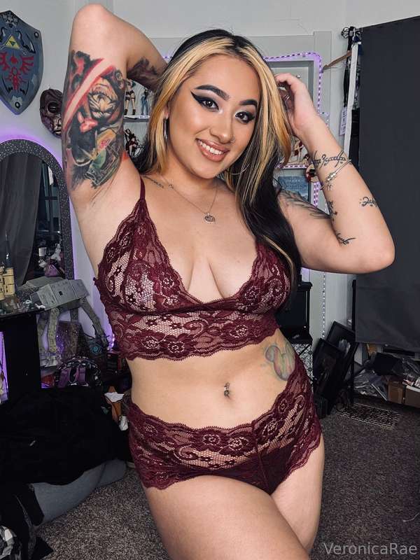 BURGUNDY MESH SET 🫶🏼🖤 pick your favorite photo and comment t.. 11