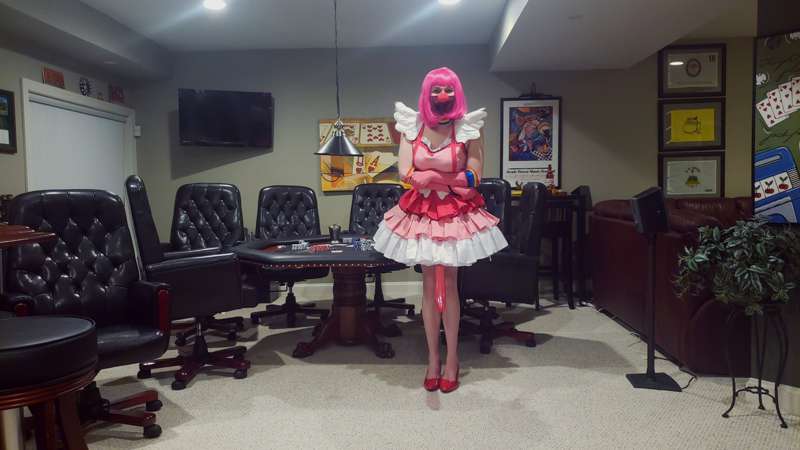 One, two, BLOOON~!

Here's my Geiru Toneido cosplay! This mi.. 18