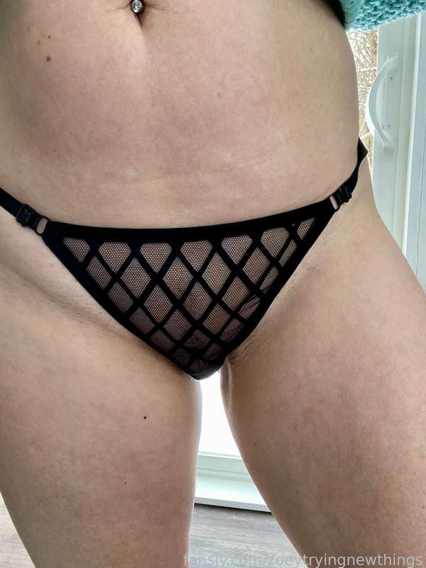 Zoeytryingnewthings - Fansly - 25 Feb, 2025 12