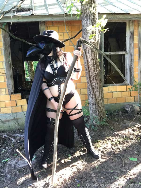Did you call for a doctor? 🖤 22