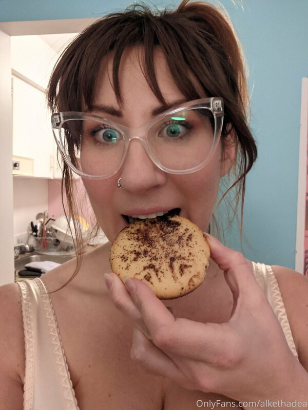Cookie success! They are delicious. Thank you for helping! ☺..
