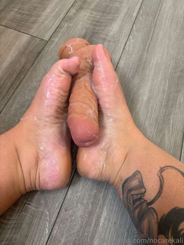 Got a pedicure for my birthday 💜 13