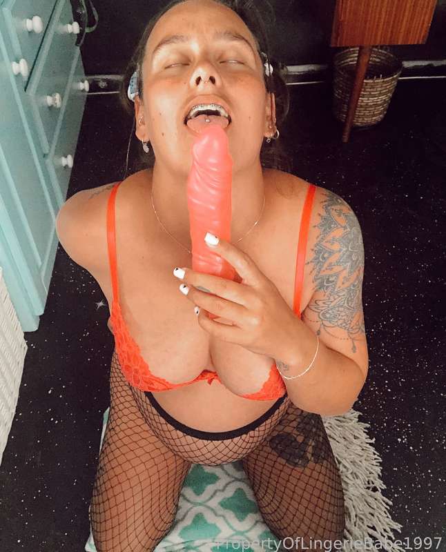 Lingeriebabe1997 - Fansly - 13 Dec, 2023 8