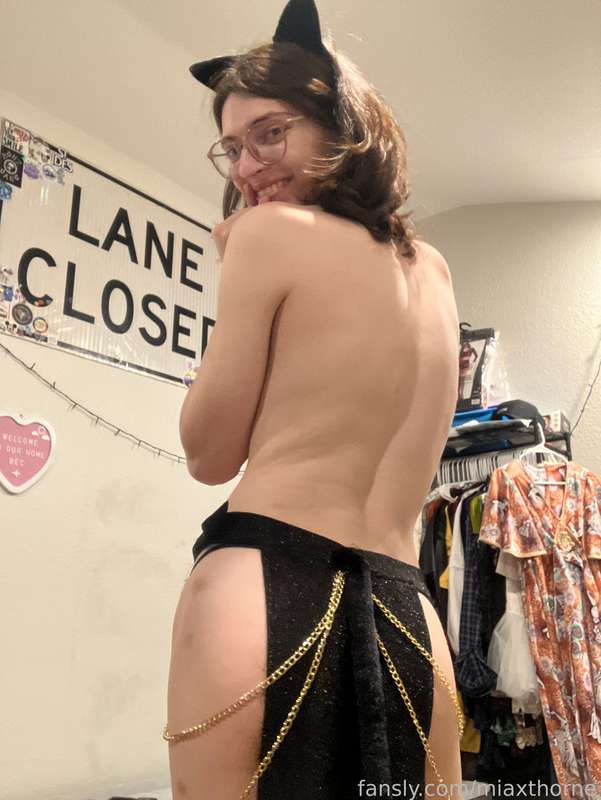 Miaxthorne - Fansly - 01 May, 2024