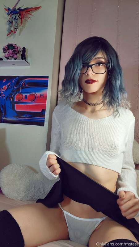 Wanna take a peek underneath? ;3 6