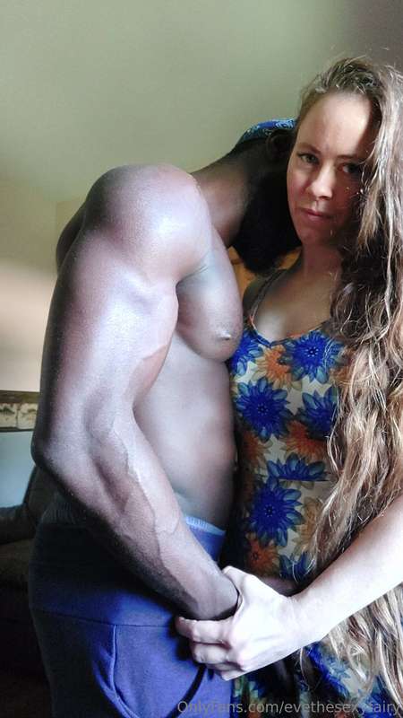 A new guy came over today (the guy from the party on Saturda.. 2