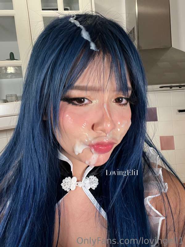 Let you Cum on my face and hair is part of the service too 😘.. 6
