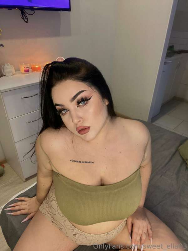 Sweet_Ella03 - Onlyfans - 11 Oct, 2023