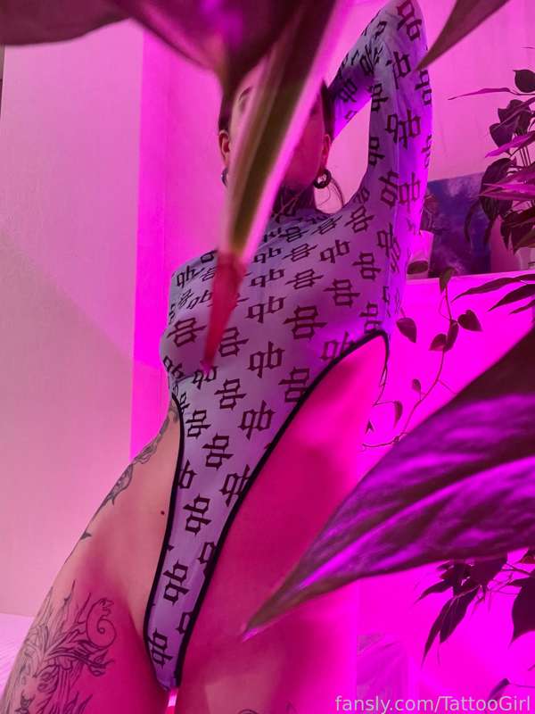 Tattoogirl - Fansly - 28 Aug, 2023