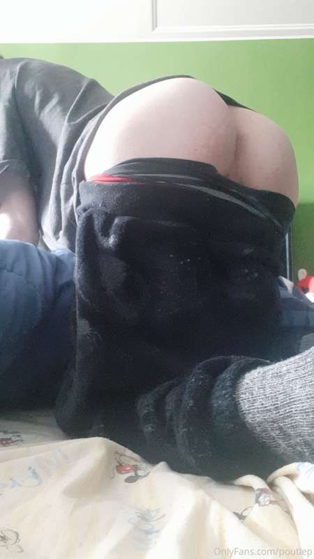 Tired boy lewds
