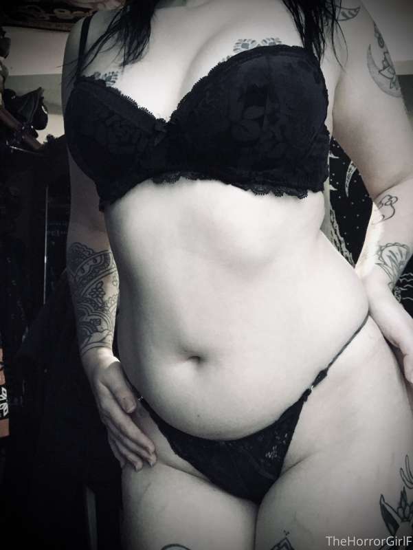 I love this underwear set ☺️🦇