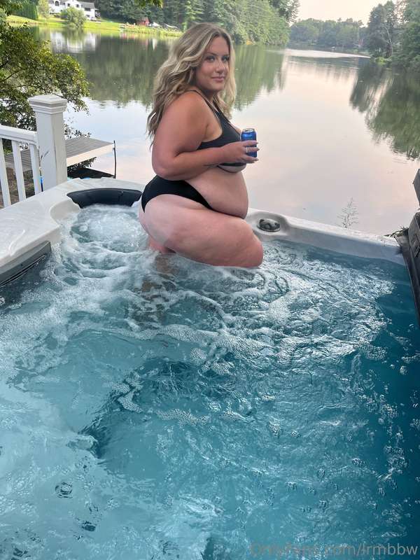Join me for a beer, the water and view are perfect 😈😋