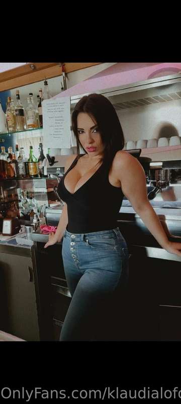 Sono tornata 🤤 Vi sono mancata questo fine settimana?💦 Sono ..