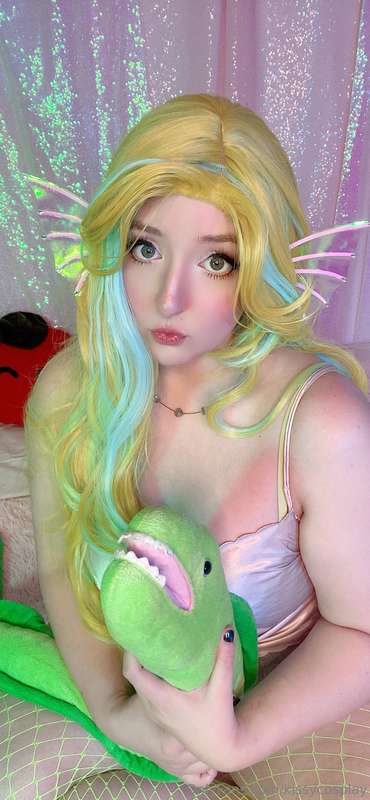 ~it’s better down where it’s wetter~  Siren photoset! I’ve b.. 1