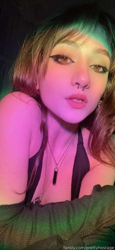 Prettyhostage - Fansly - 13 Feb, 2022