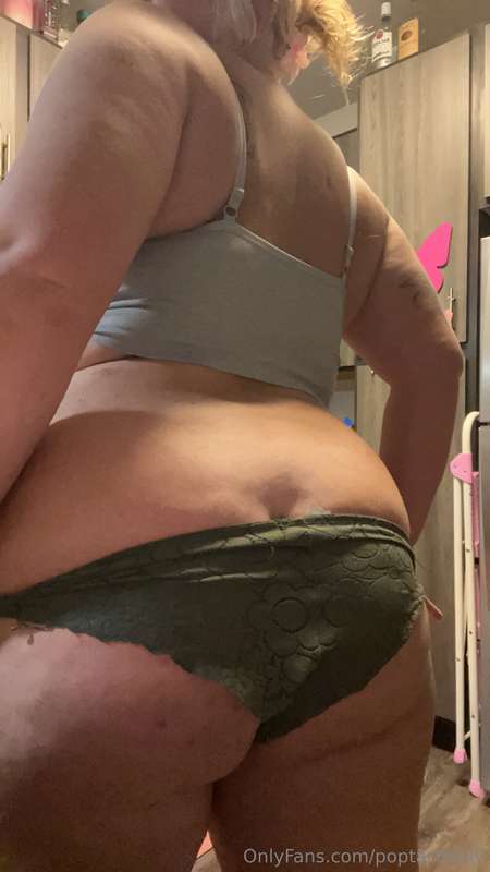 I have been feelingggg myself with all this new weight🤭 2