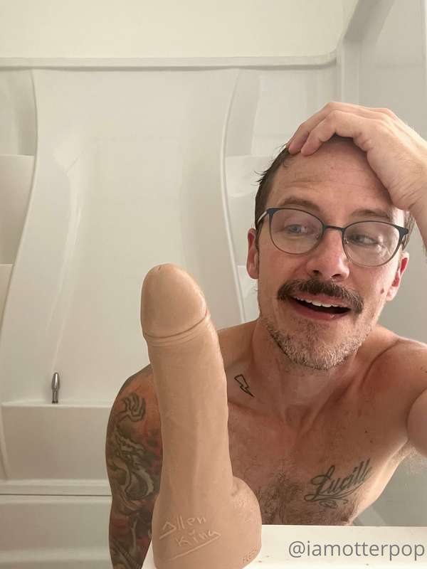 few pics from yesterday. i was so horny from hanging w some .. 6