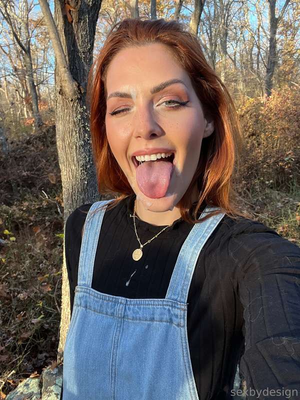 *november 4, 2022*  would you let me suck your dick if we we.. 1