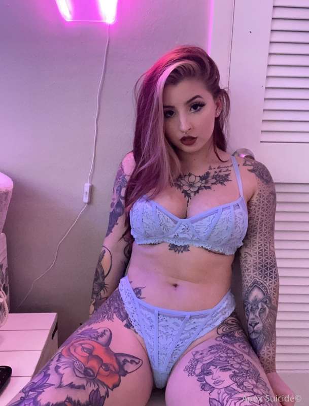 Part 1 of this set ❤️❤️❤️ Happy Friday babes 20