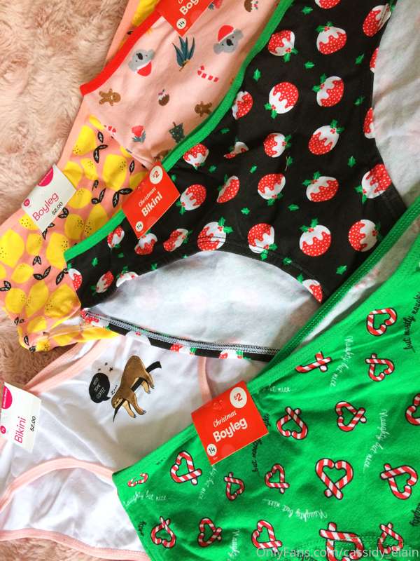 Bought some new Lingerie!! Cant wait to try it all one! How .. 1