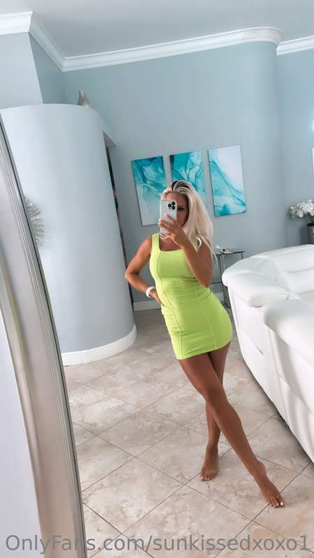 Sexy_Chloe - Onlyfans - 03 Apr, 2023 2