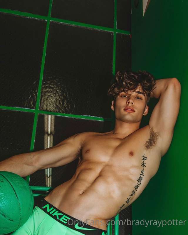u gotta get'cha get'cha head in the game 🏀 ⛹🏼‍♂️