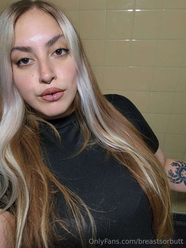 #advertisement  Hey there! It's me, Sophia! Join me on my ex..