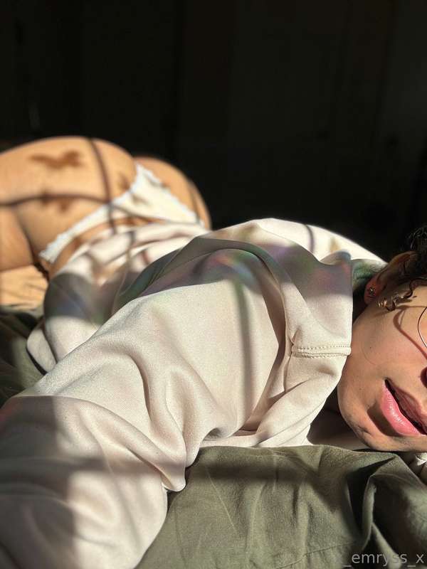 X_Emryss_X - Onlyfans - 16 Jul, 2024