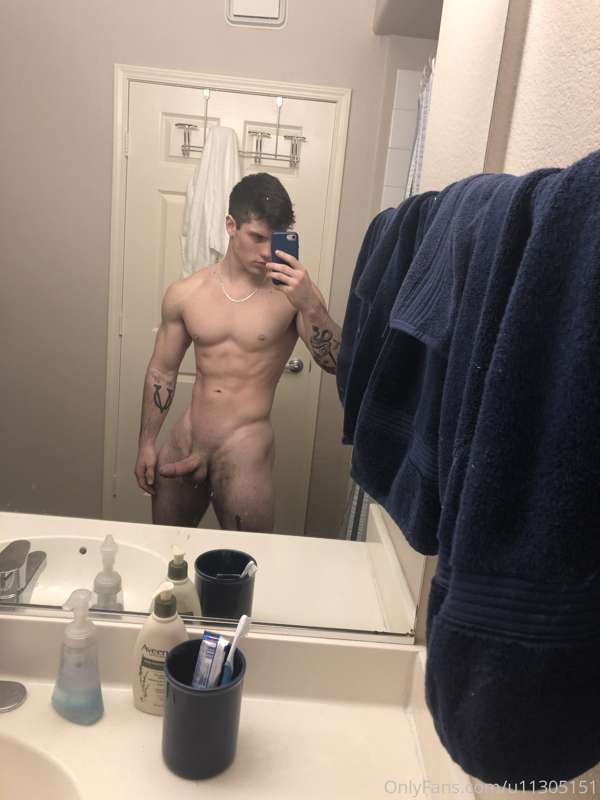 Dm me for price on cumshot vid 😉. (Sending 2 random people i..