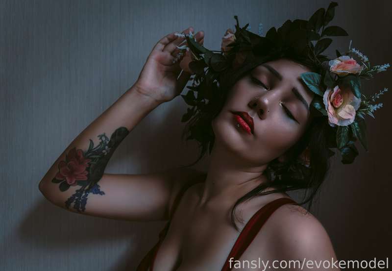 Evokemodel - Fansly - 20 Mar, 2022 5