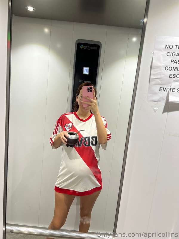 Aprilcollins - Onlyfans - 22 Feb, 2025 3