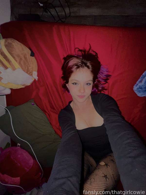 Thatgirlcowie - Fansly - 01 Nov, 2023 2