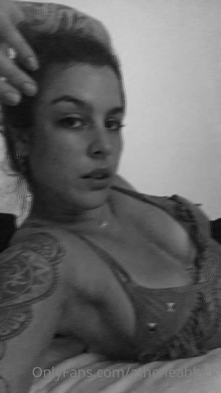 My first photo, good morning 💋 1