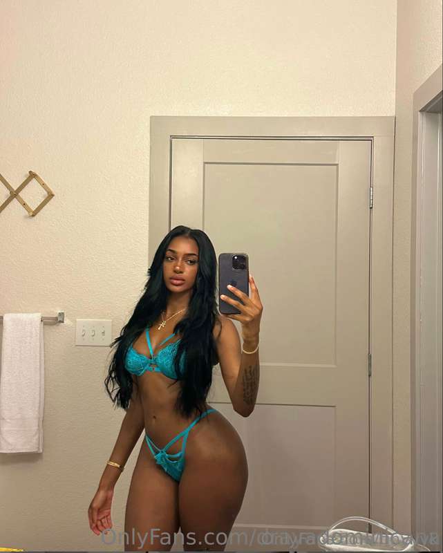 🚨 CLICK @ BELOW 🚨freckled dominican beauty @drayadominicana ..
