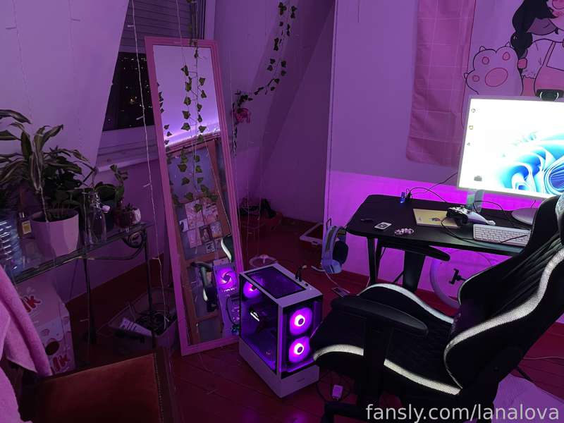 Lanalova - Fansly - 13 Jul, 2023 4