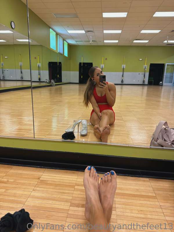 Gym feet have more flavor. Posing after a good long workout .. 3