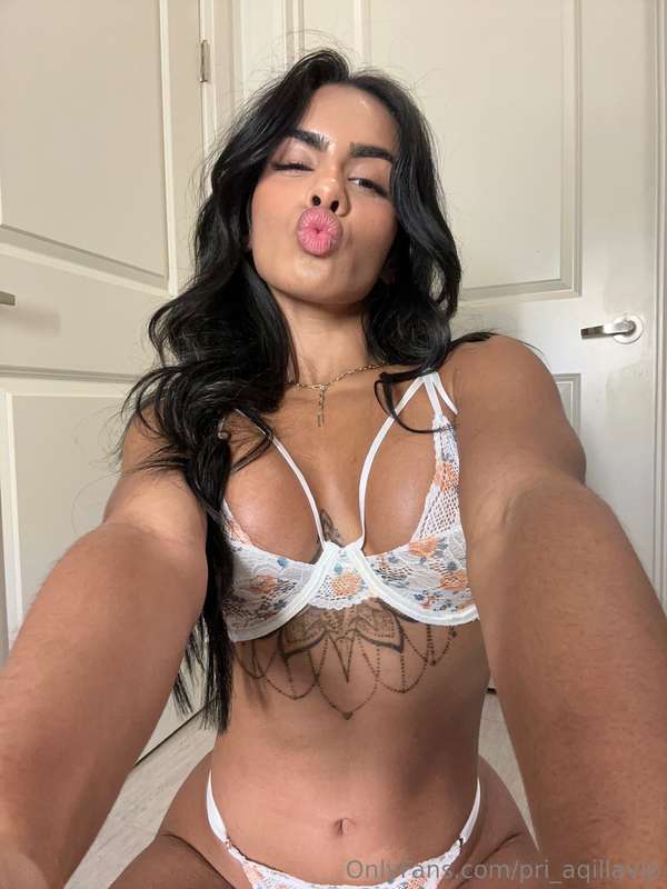 A kiss for you, message me where do you want it 💋