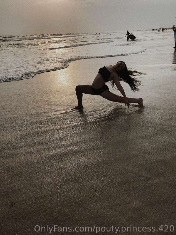 take me back to the beach 🏖️ 1