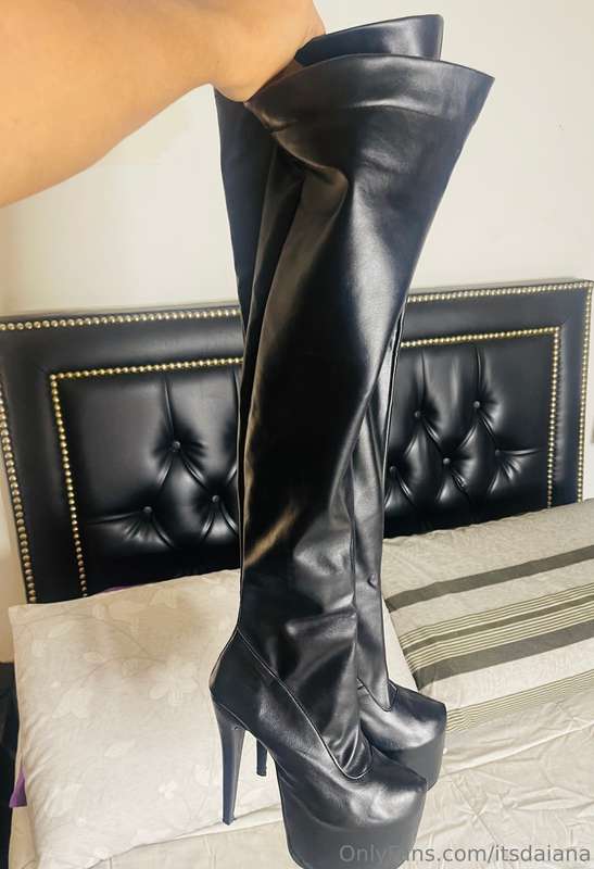 Would you like to see me in these boots? 