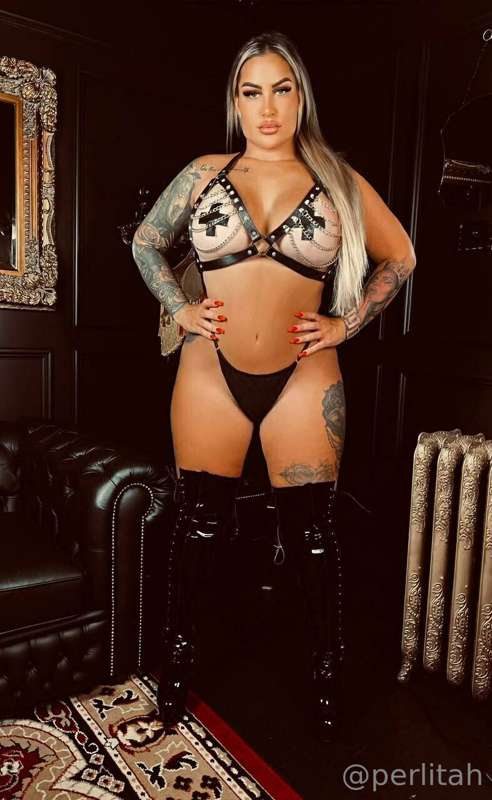 ⚠️ SADISTIC BITCH READY TO RUIN YOU AND YOUR ASS! ⚠️
@INK3DD..