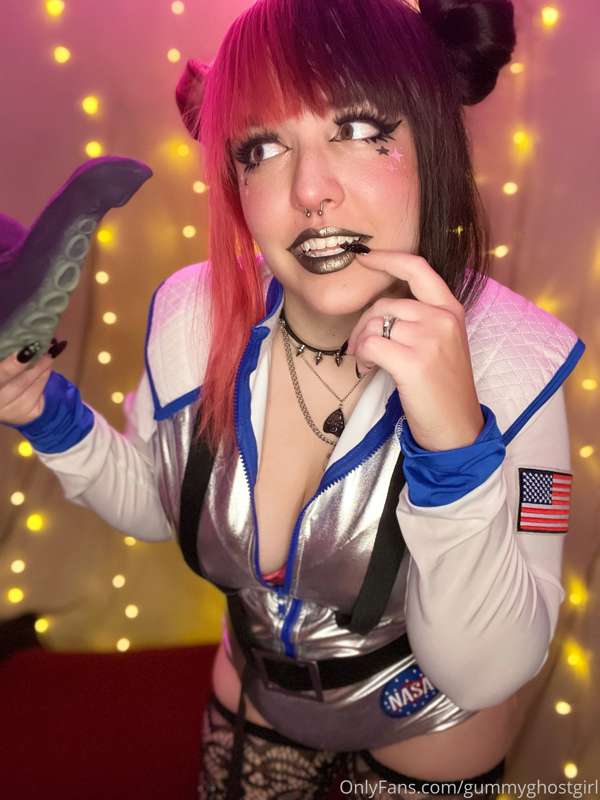 Making extraterrestrial contact 😏👽💖 30